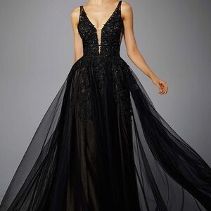 Elegant Black Evening Gown